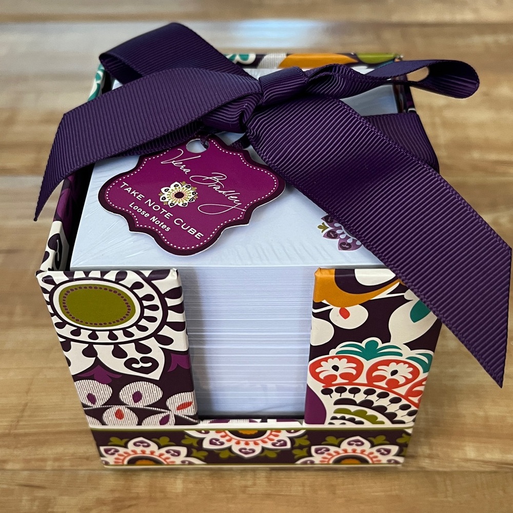 NWT Vera Bradley Take Note Cube